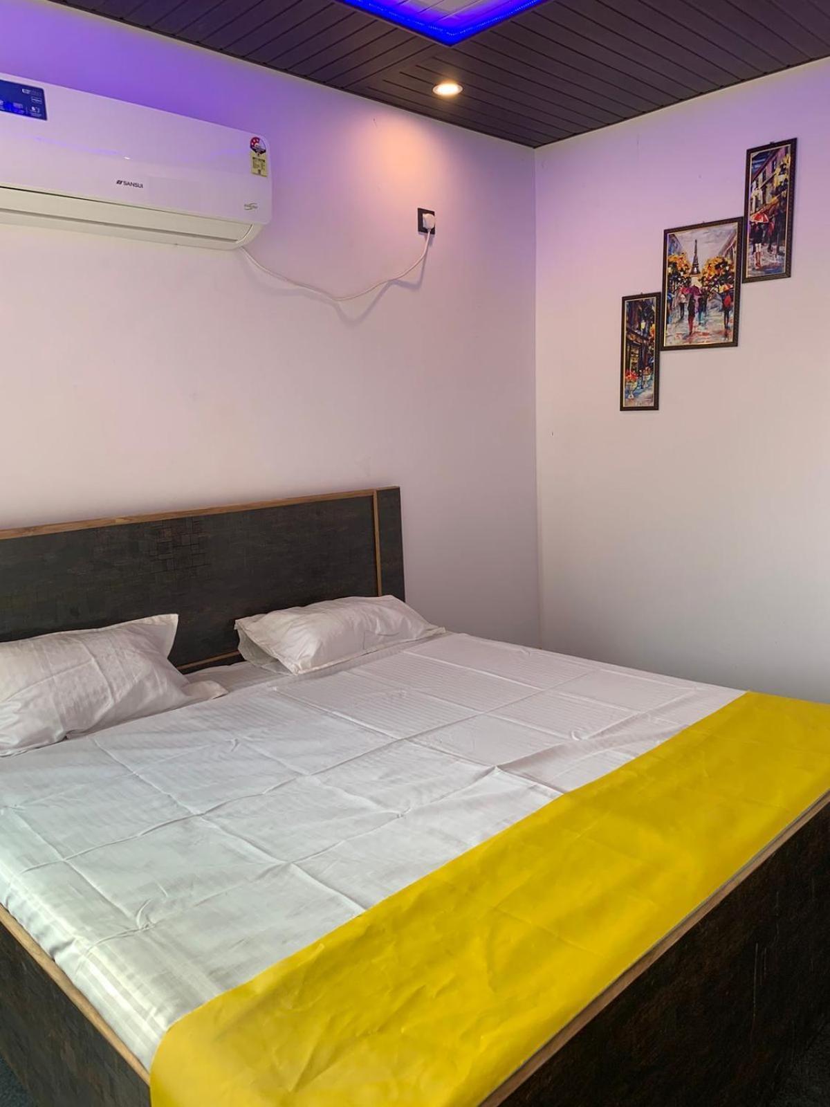 Privyrooms Gorakhpur Ngoại thất bức ảnh