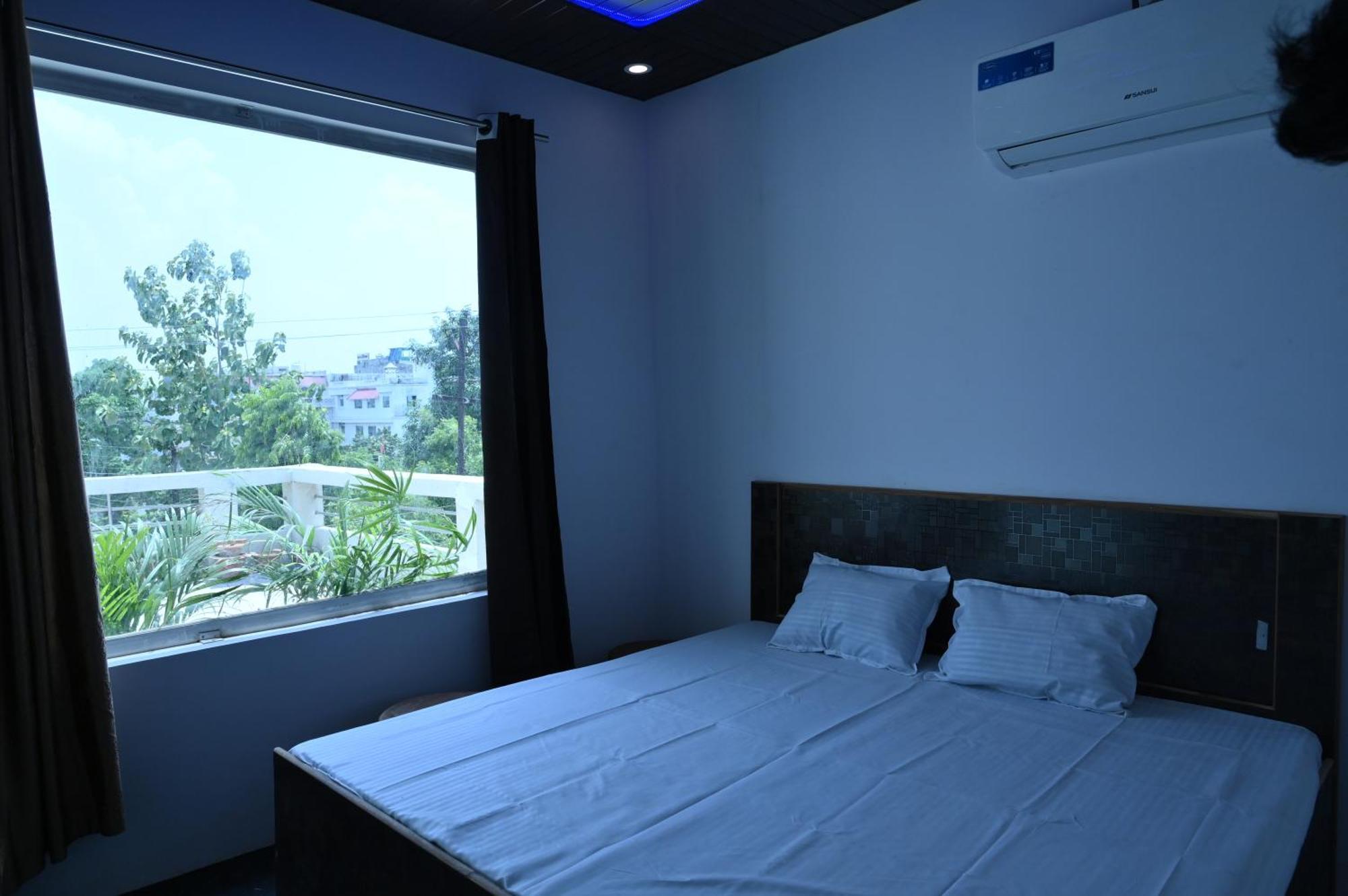 Privyrooms Gorakhpur Ngoại thất bức ảnh